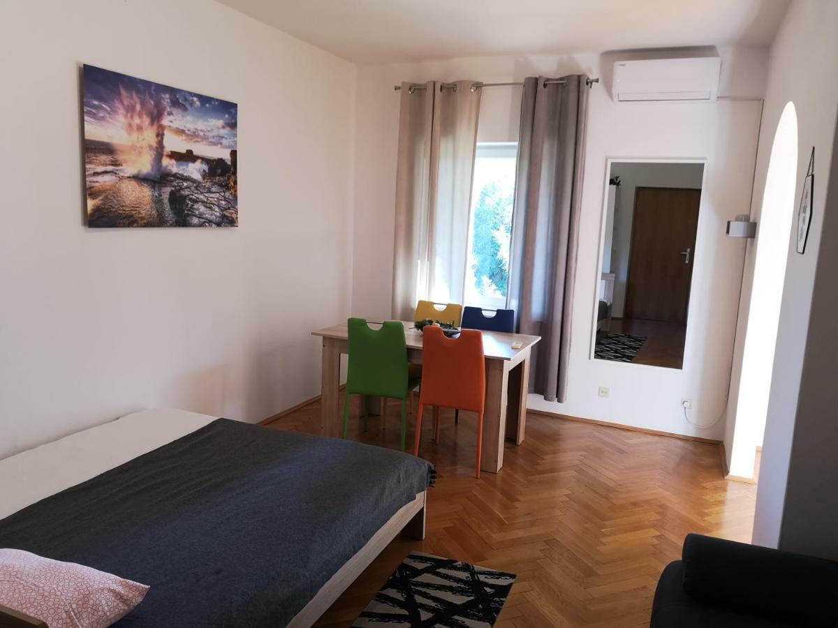 Cerco Apartment Lovran Exterior photo