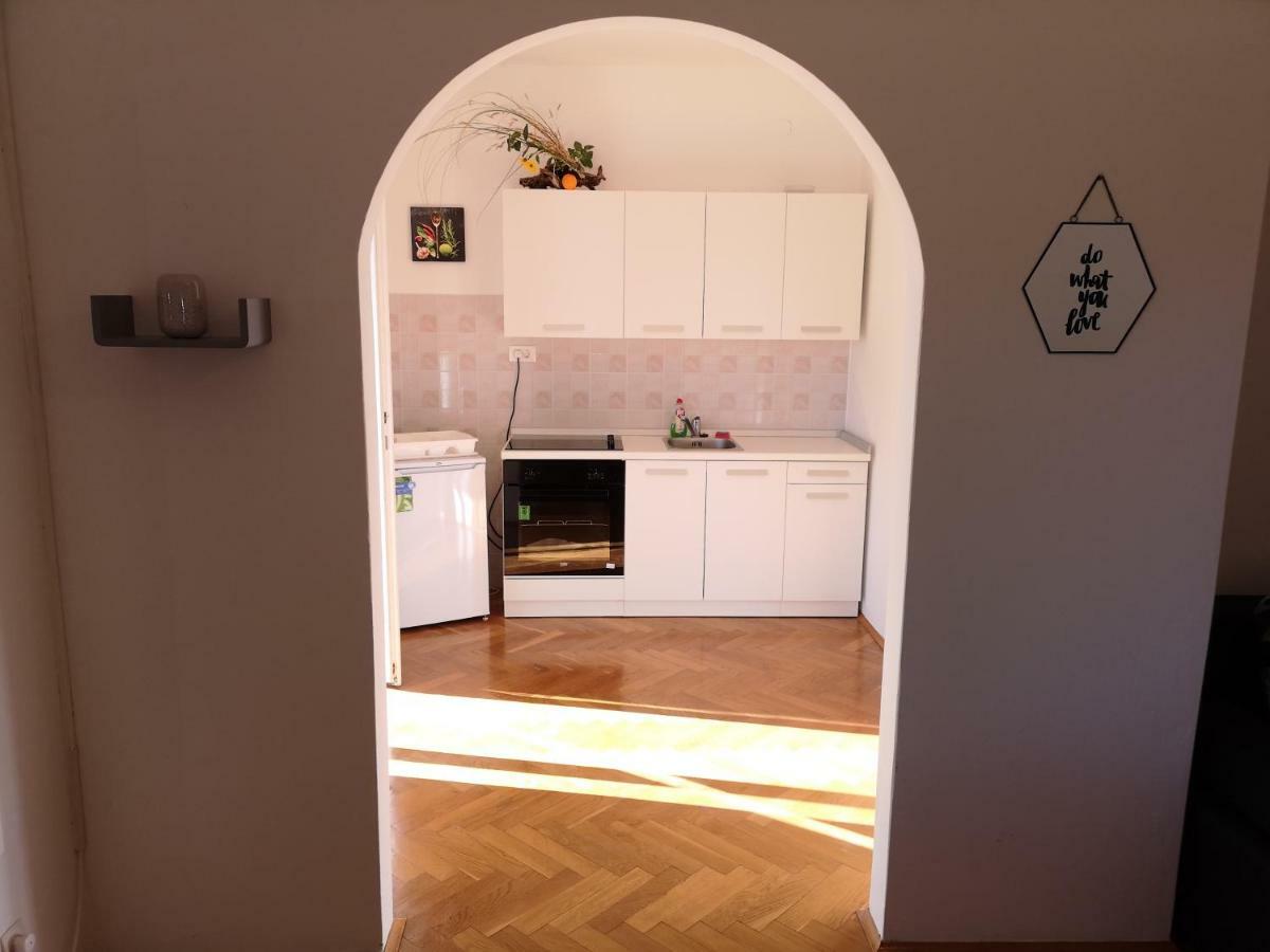 Cerco Apartment Lovran Exterior photo