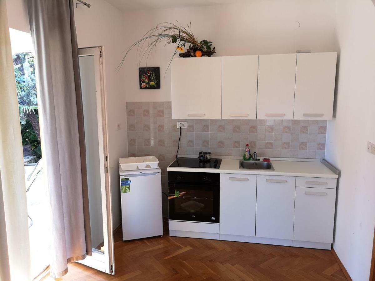 Cerco Apartment Lovran Exterior photo